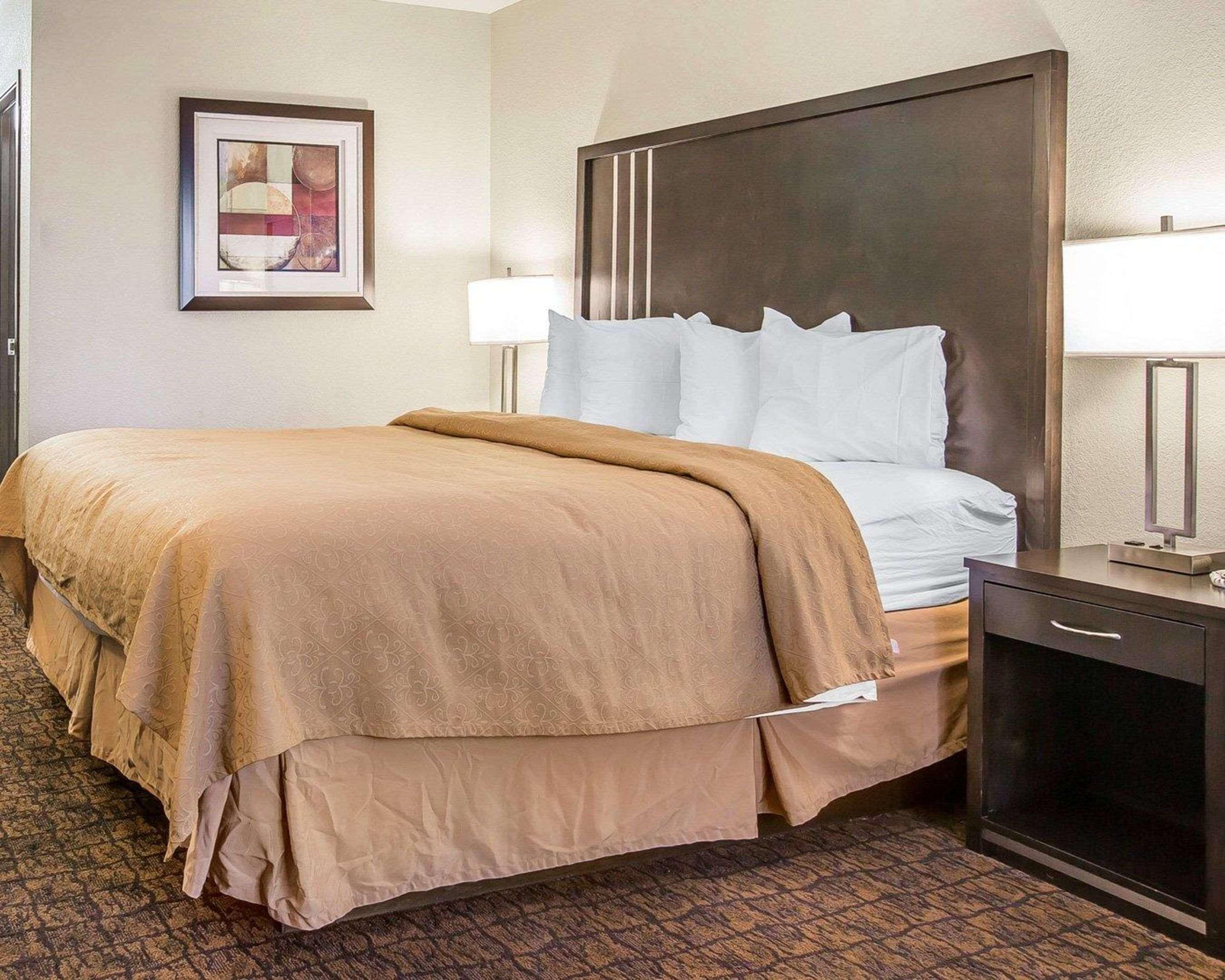 Quality Inn & Suites Woodland - Sacramento Airport Ngoại thất bức ảnh