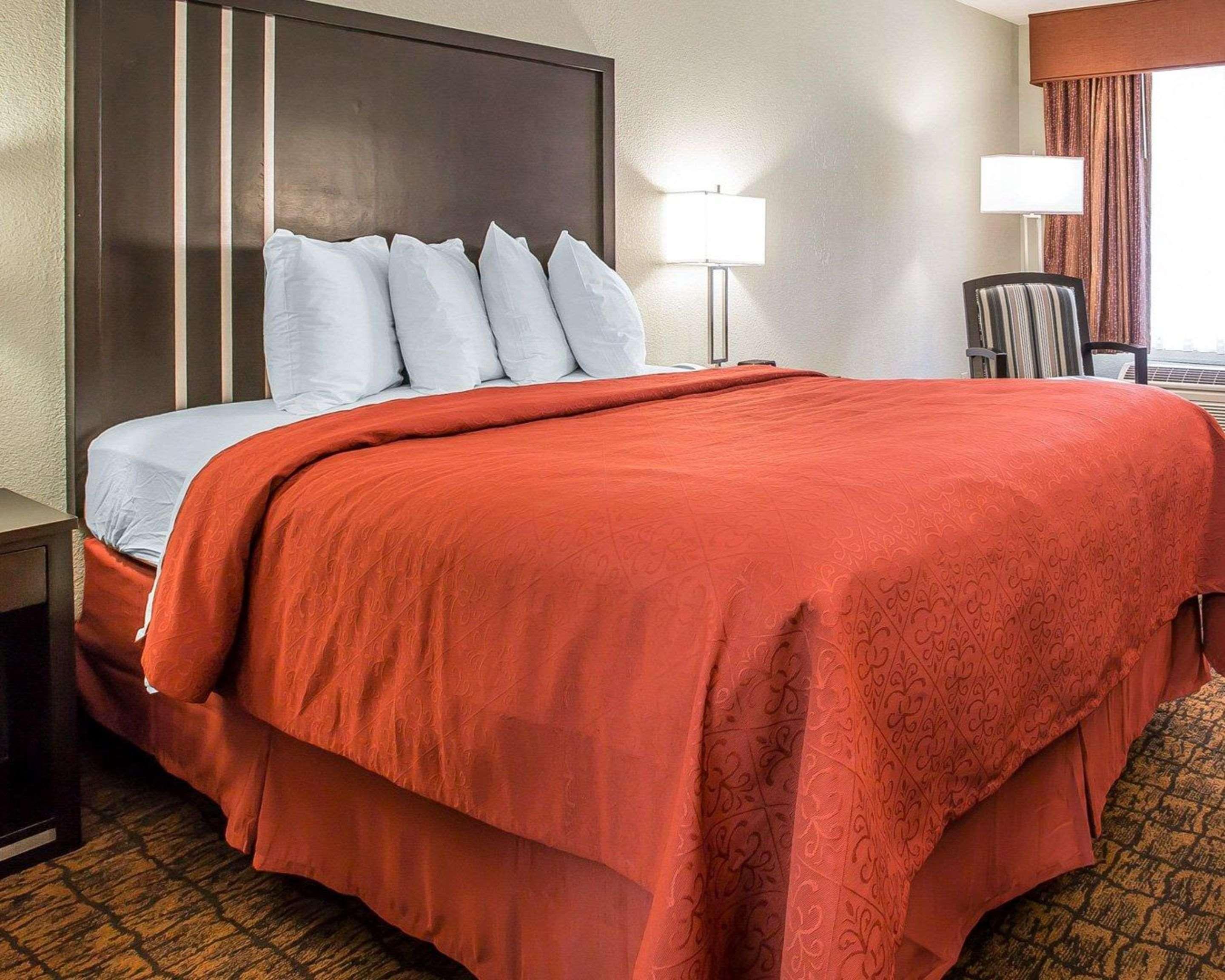 Quality Inn & Suites Woodland - Sacramento Airport Ngoại thất bức ảnh