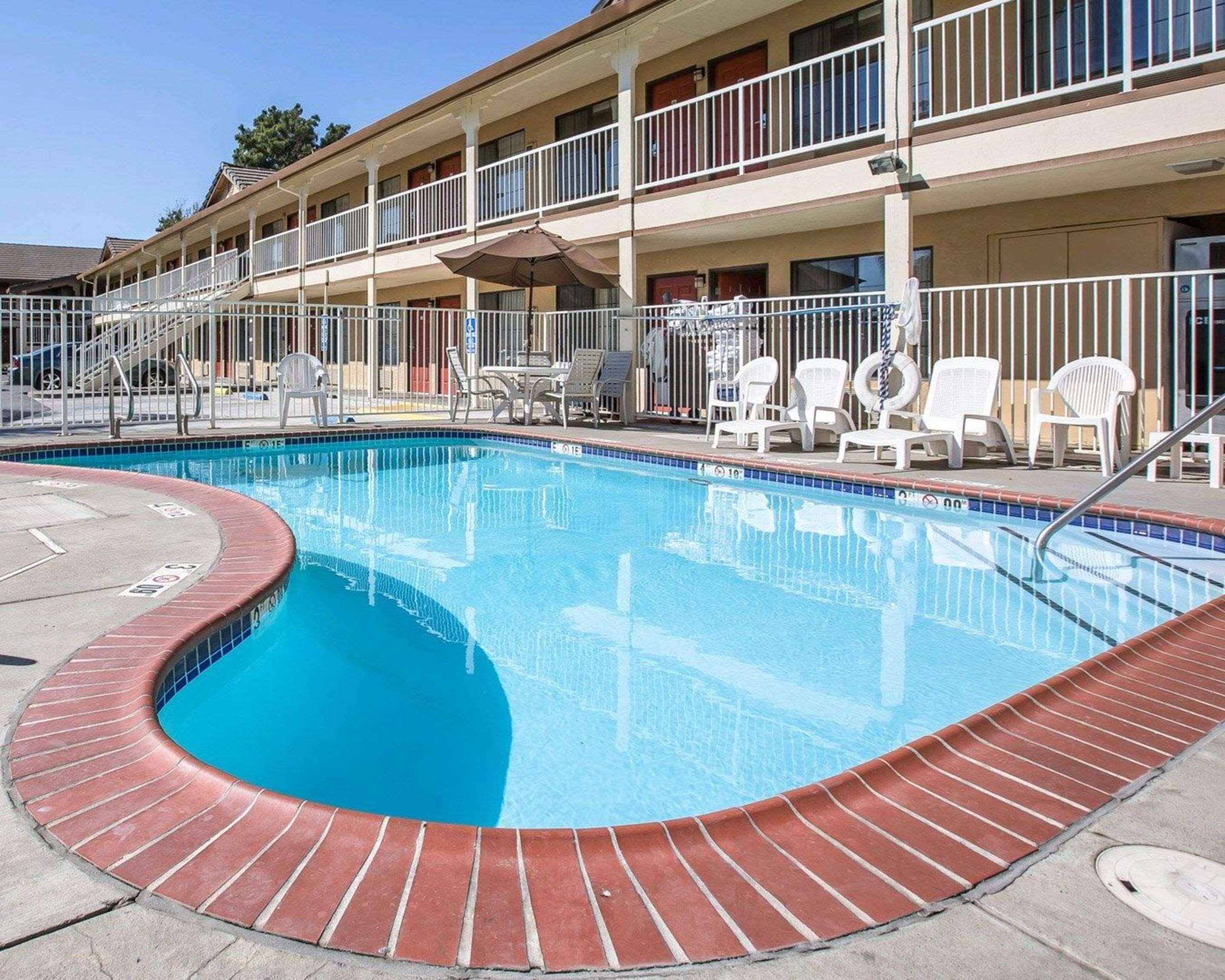 Quality Inn & Suites Woodland - Sacramento Airport Ngoại thất bức ảnh