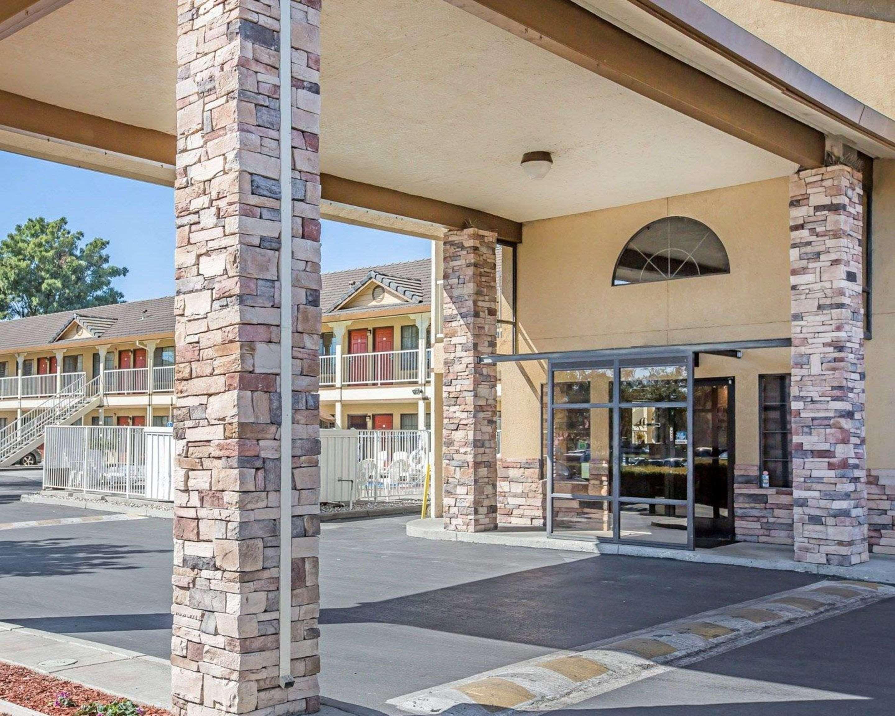 Quality Inn & Suites Woodland - Sacramento Airport Ngoại thất bức ảnh