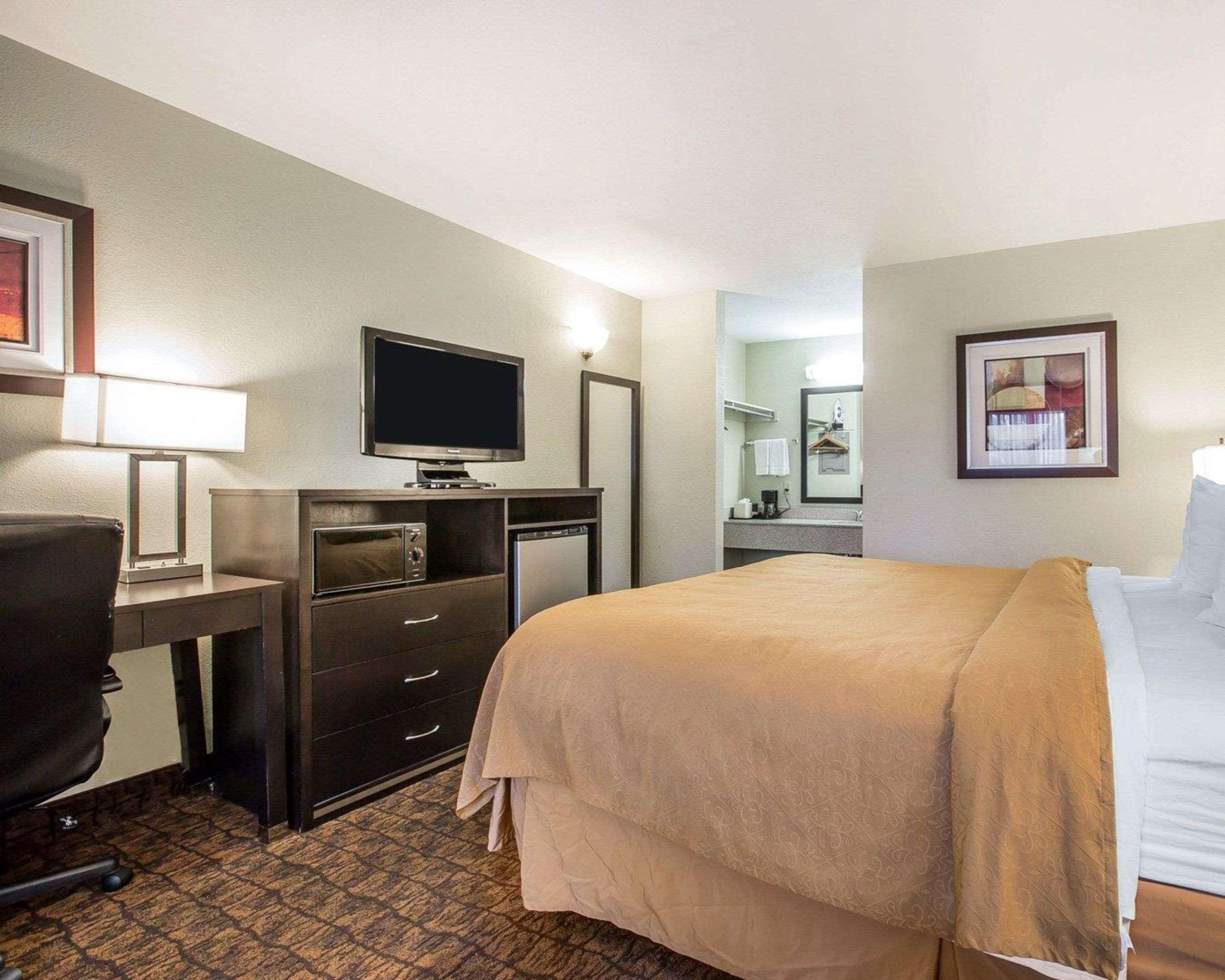 Quality Inn & Suites Woodland - Sacramento Airport Ngoại thất bức ảnh