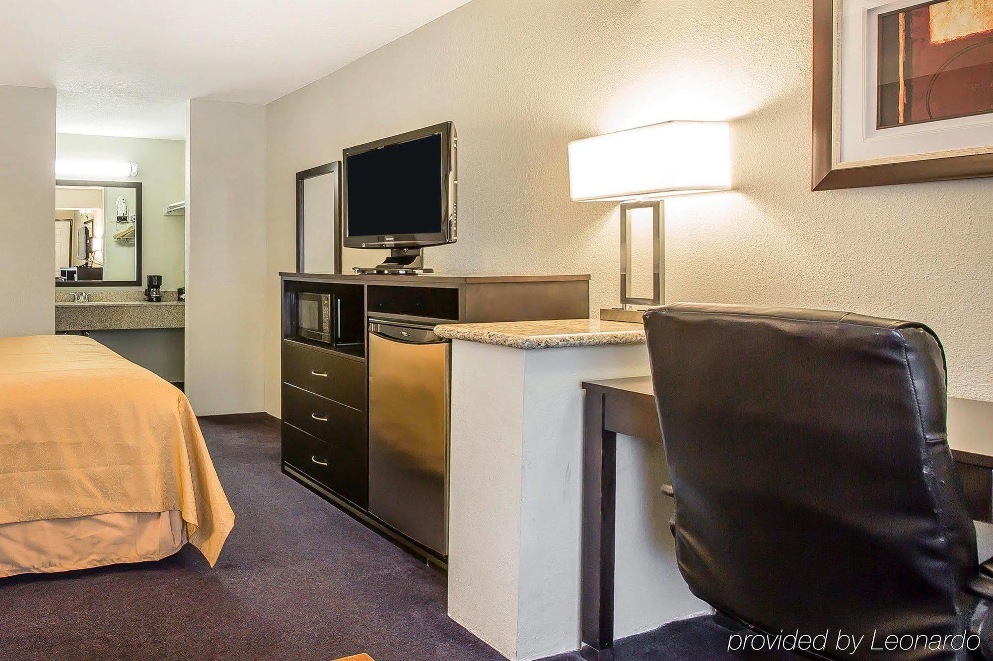 Quality Inn & Suites Woodland - Sacramento Airport Ngoại thất bức ảnh